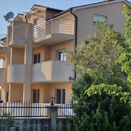 Appartments D&D Peroj Pokój zdjęcie