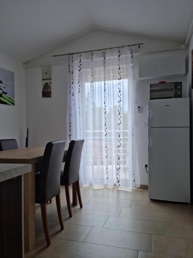 Appartments D&D Peroj Zewnętrze zdjęcie