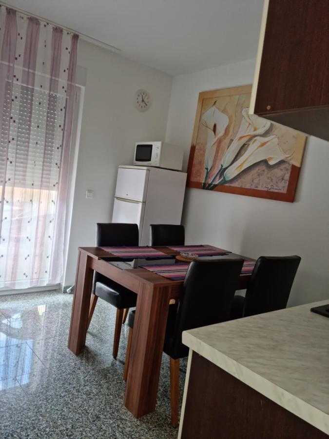 Appartments D&D Peroj Zewnętrze zdjęcie