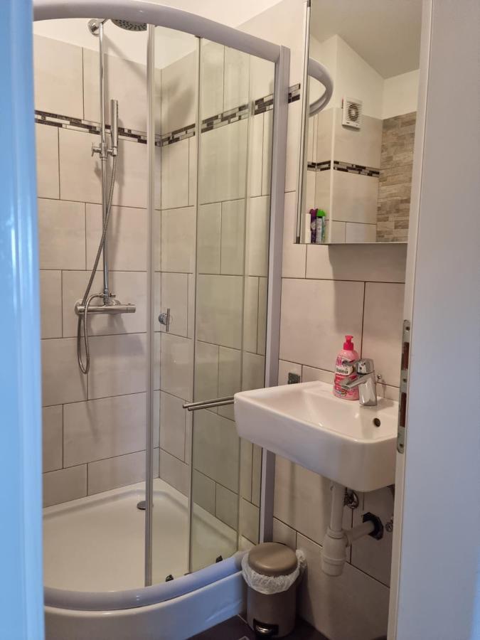 Appartments D&D Peroj Zewnętrze zdjęcie
